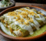 Un plato con enchiladas suizas, si deseas un plato saludable y rico, receta de Chef Goya.